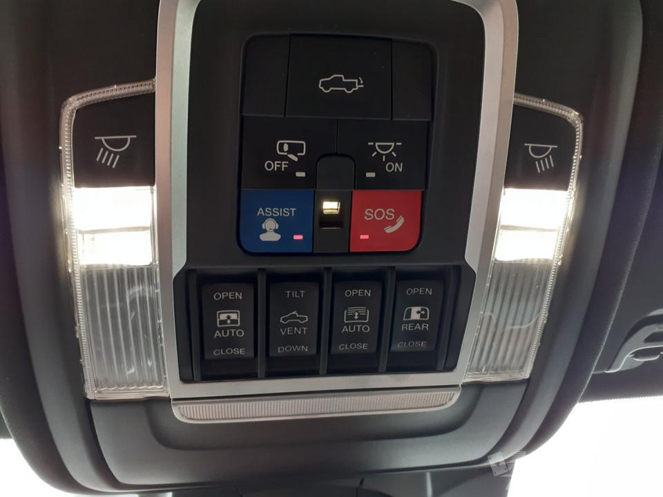 Dodge Ram 1500 5,7 8V HEMI LONGHORN