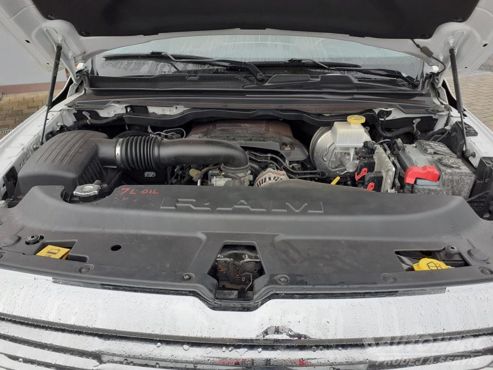 Dodge Ram 1500 5,7 8V HEMI LONGHORN