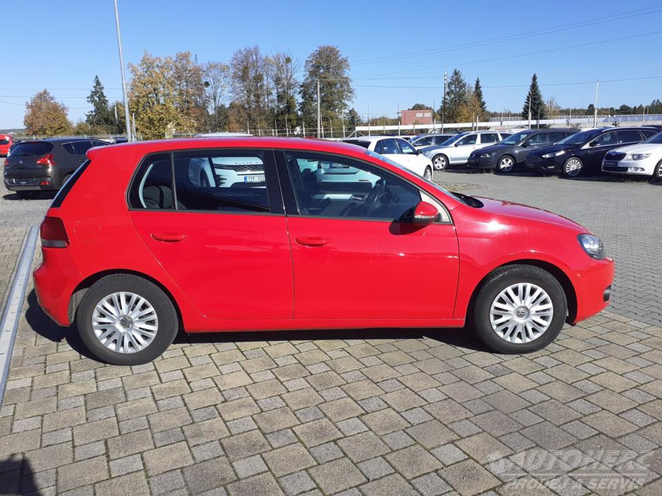 Volkswagen Golf 1.4 i  1.MAJ. ČR