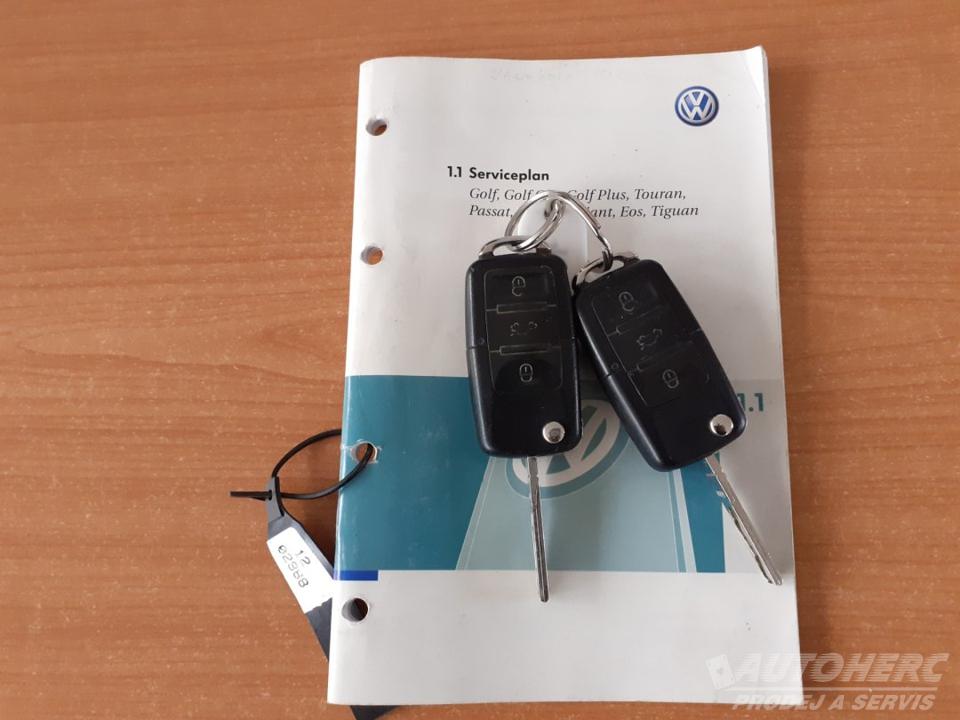 Volkswagen Tiguan 2.0 TDi 4x4 SPORT