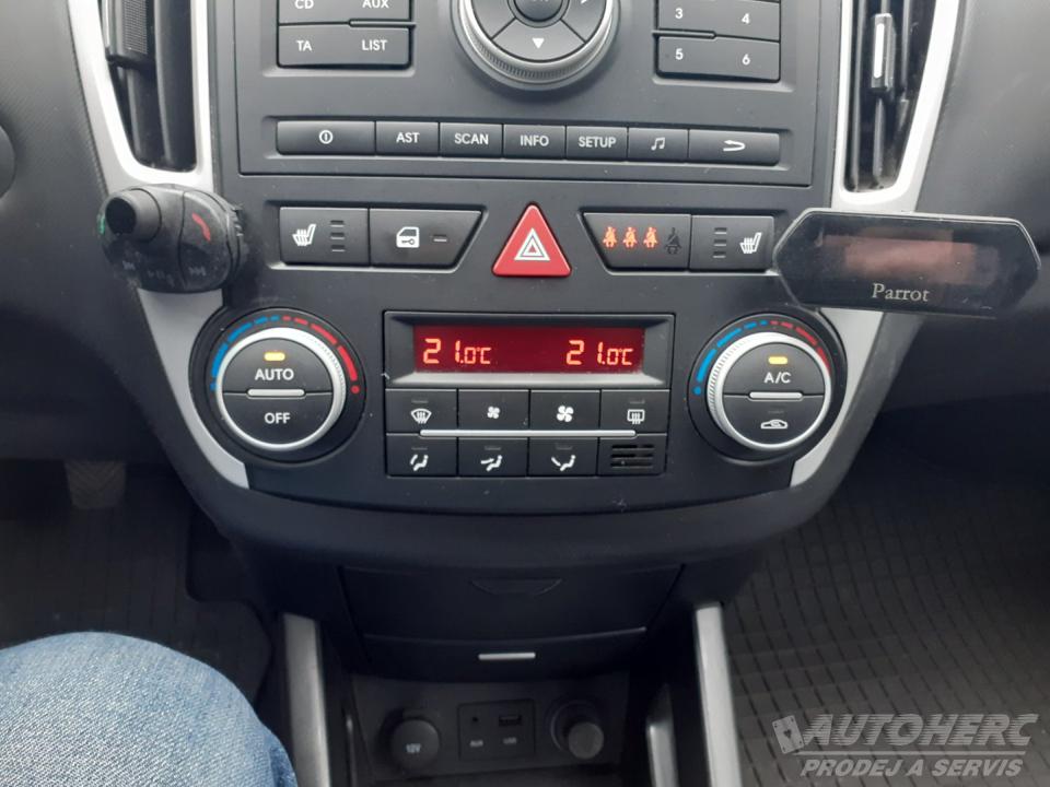 Kia Cee´d KOMBI 1.6 i 91Kw