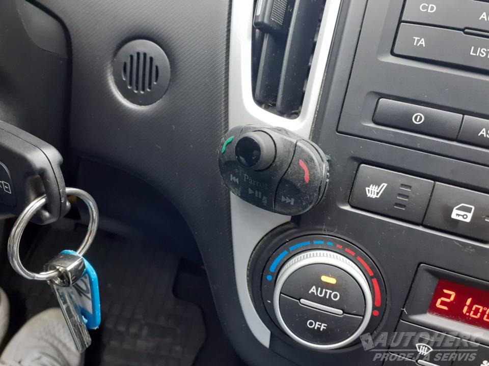 Kia Cee´d KOMBI 1.6 i 91Kw