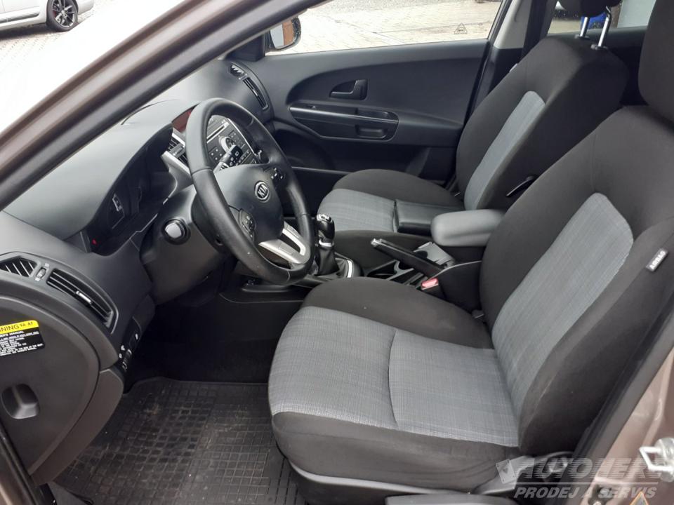 Kia Cee´d KOMBI 1.6 i 91Kw
