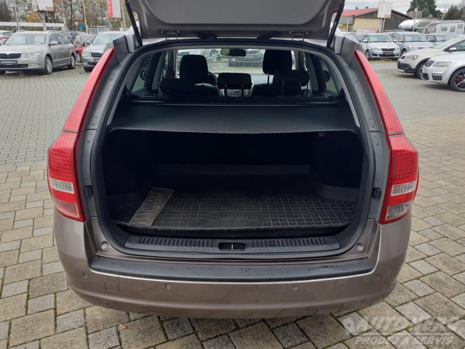 Kia Cee´d KOMBI 1.6 i 91Kw