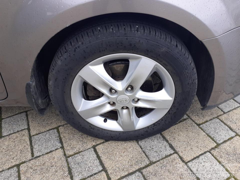 Kia Cee´d KOMBI 1.6 i 91Kw