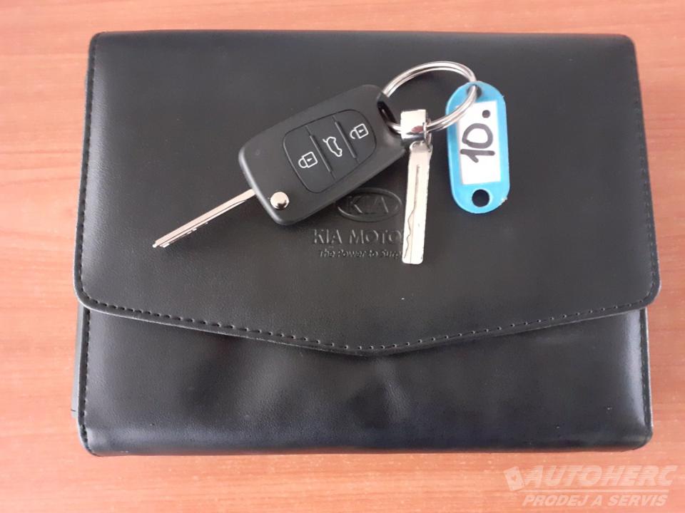 Kia Cee´d KOMBI 1.6 i 91Kw