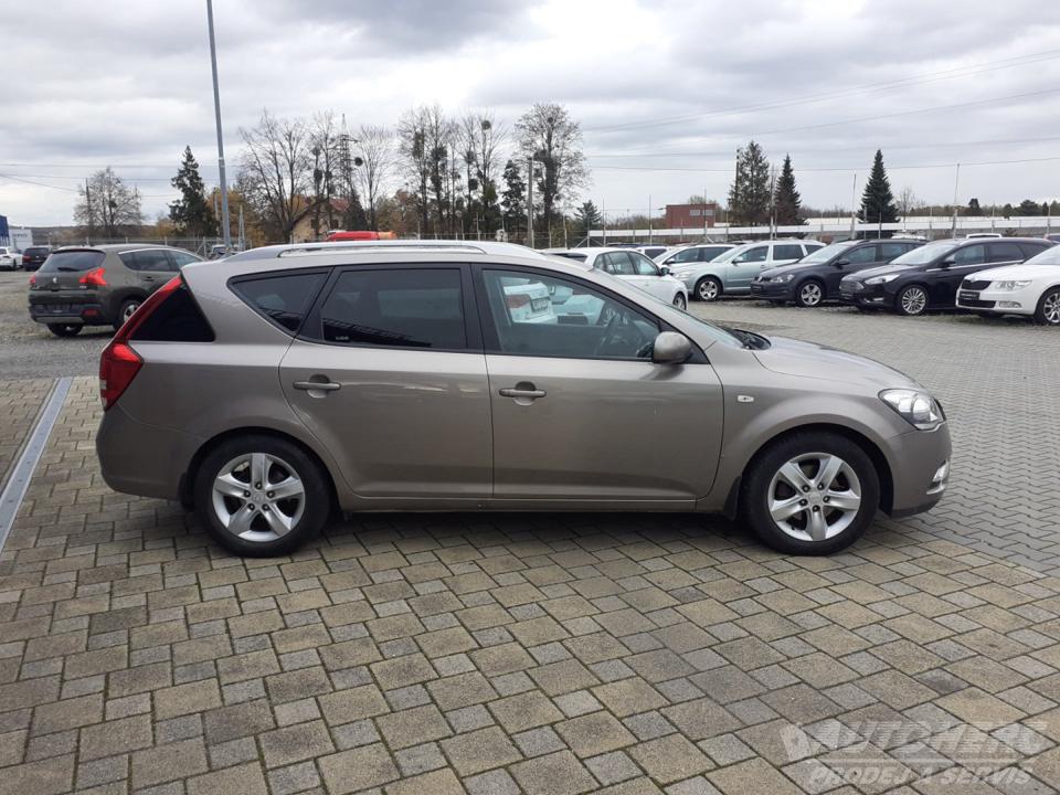 Kia Cee´d KOMBI 1.6 i 91Kw