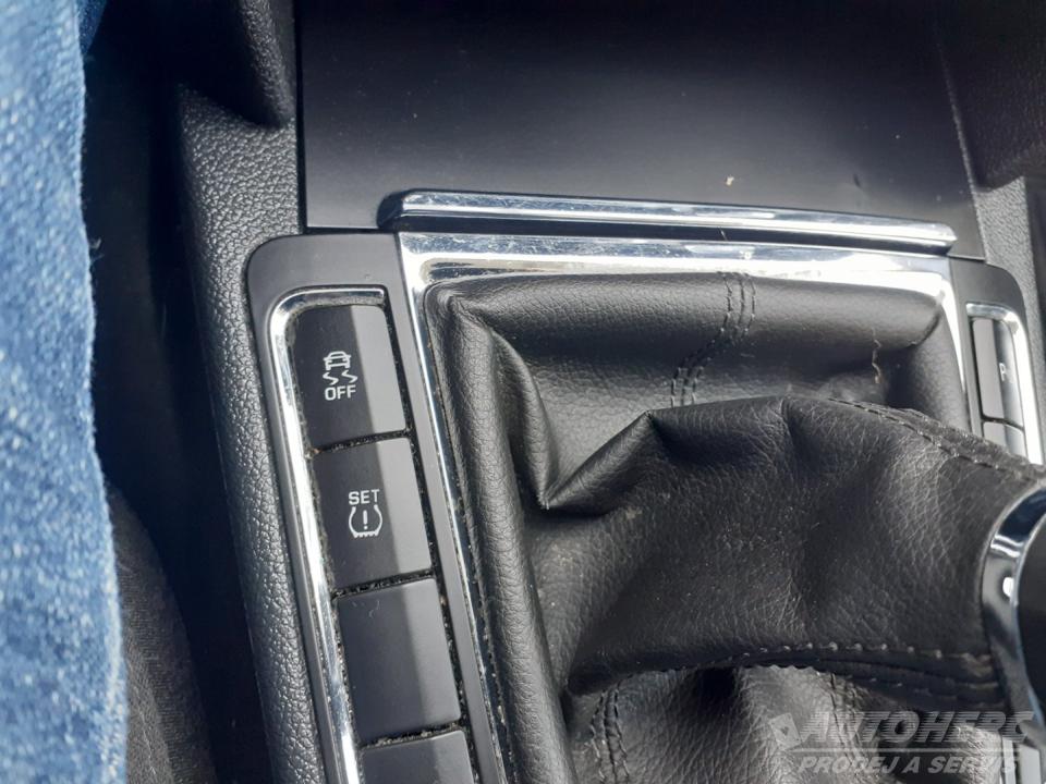 Škoda Superb 2.0 TDi Elegance