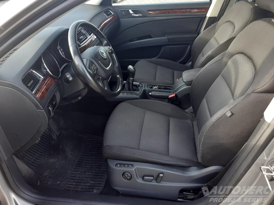 Škoda Superb 2.0 TDi Elegance