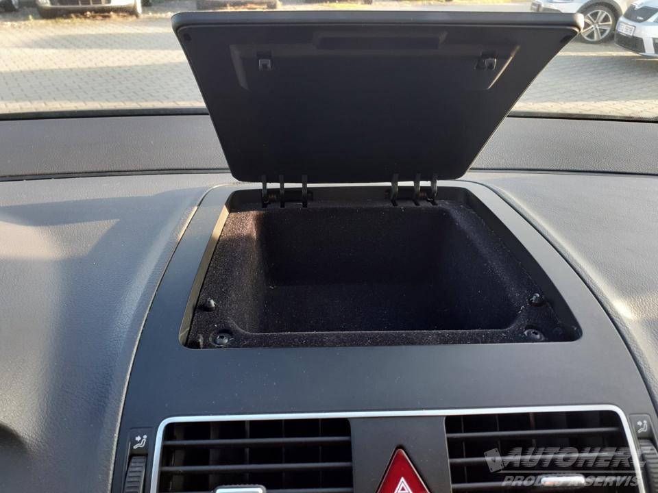 Volkswagen Touran 2.0 TDi CROSS