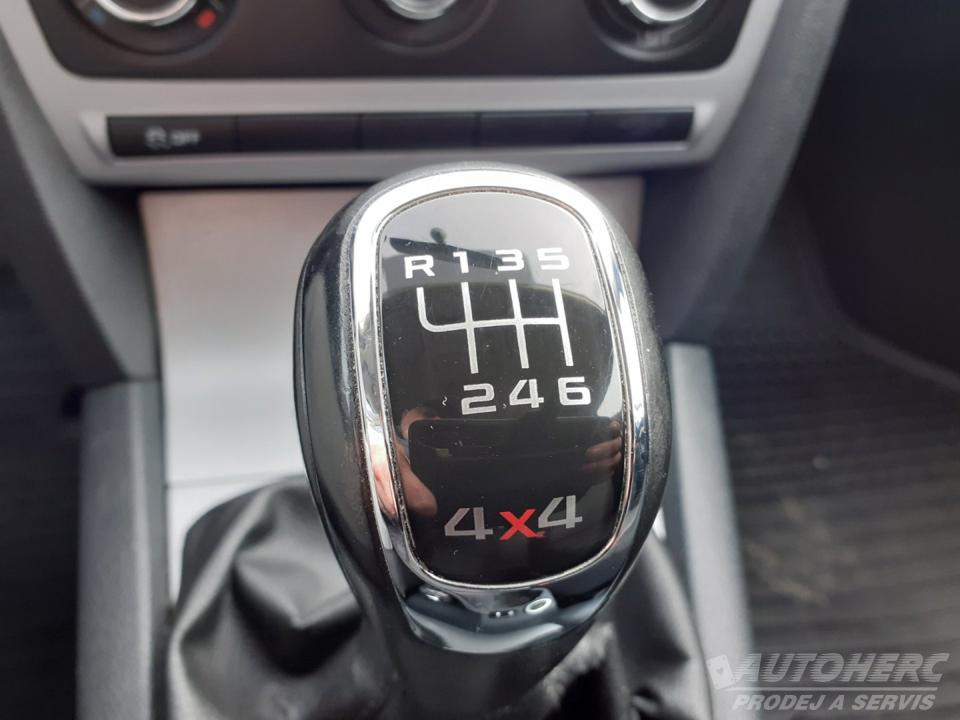 Škoda Octavia KOMBI 1.6 TDi 4x4 ČR