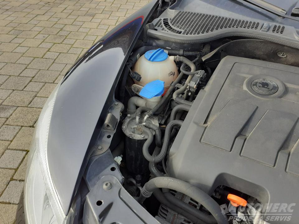 Škoda Octavia KOMBI 1.6 TDi 4x4 ČR