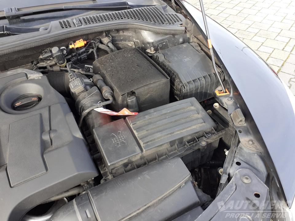 Škoda Octavia KOMBI 1.6 TDi 4x4 ČR