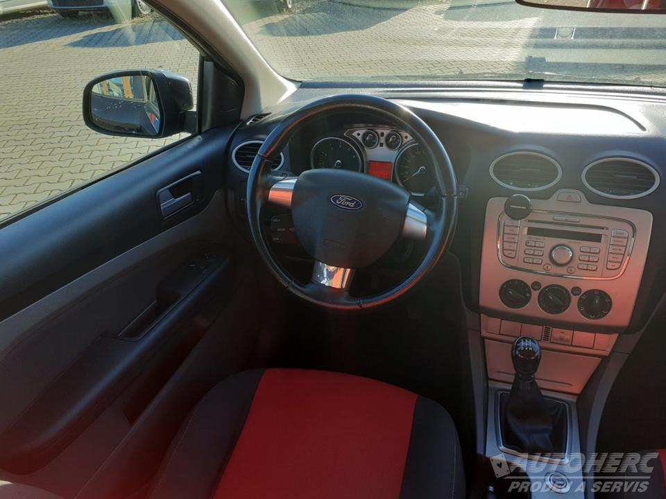 Ford Focus 1.6 16V