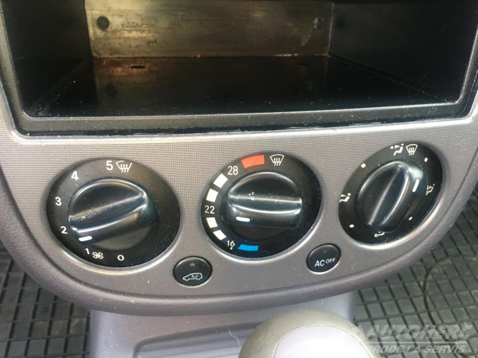 Mercedes-Benz Třídy A A160 1.6 LONG