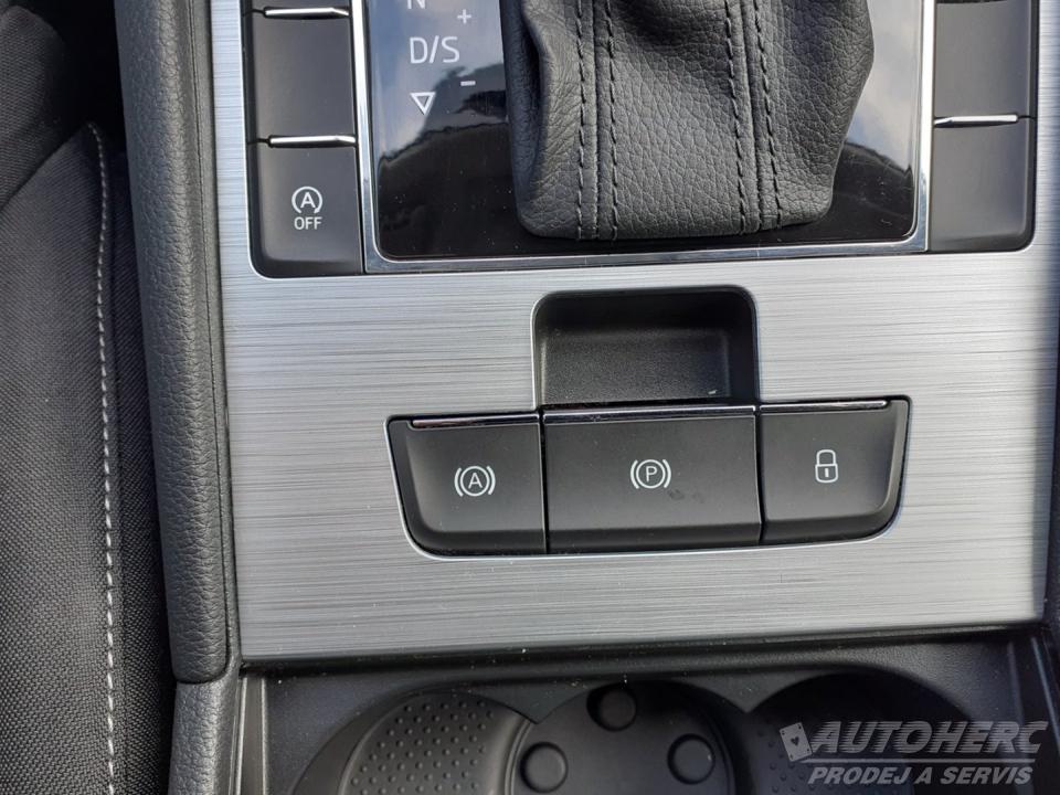 Škoda Superb III 2.0 TDi DSG ČR