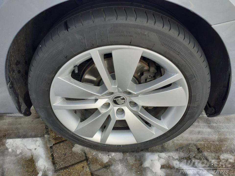 Škoda Superb III 2.0 TDi DSG ČR