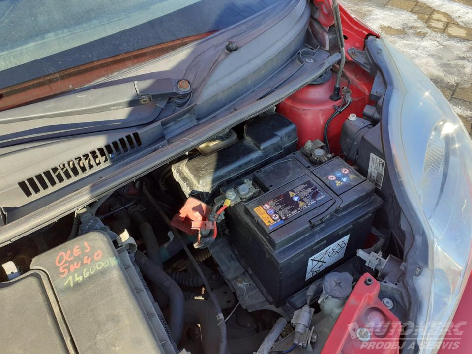 Peugeot 107 1.0 3 DV  ČR