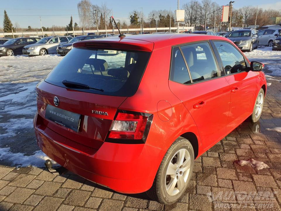 Škoda Fabia 1.2 TSi AMB 66Kw