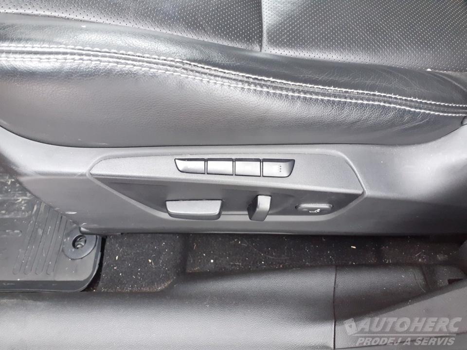 Suzuki Kizashi 2.4 i 4X4 ČR