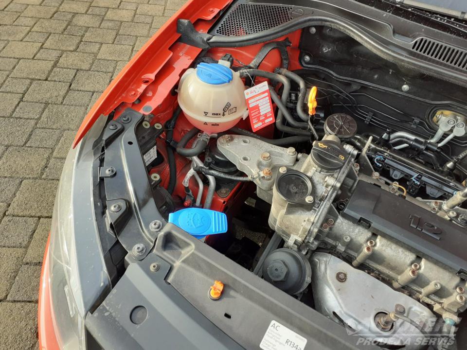 Volkswagen Polo 1.2 HTP CROSS