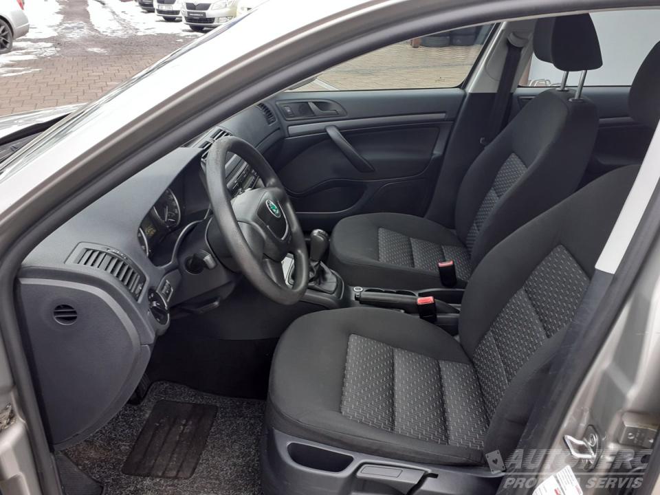 Škoda Octavia KOMBI 1.6 MPi