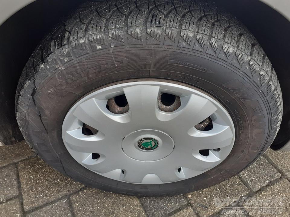 Škoda Octavia KOMBI 1.6 MPi