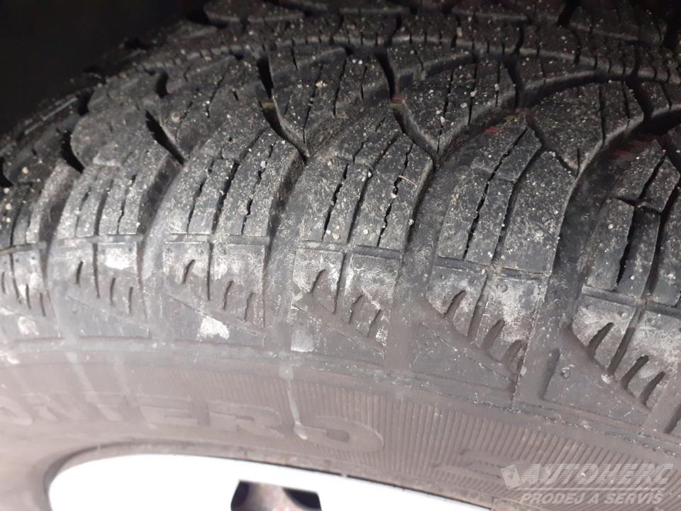 Škoda Octavia KOMBI 1.6 MPi