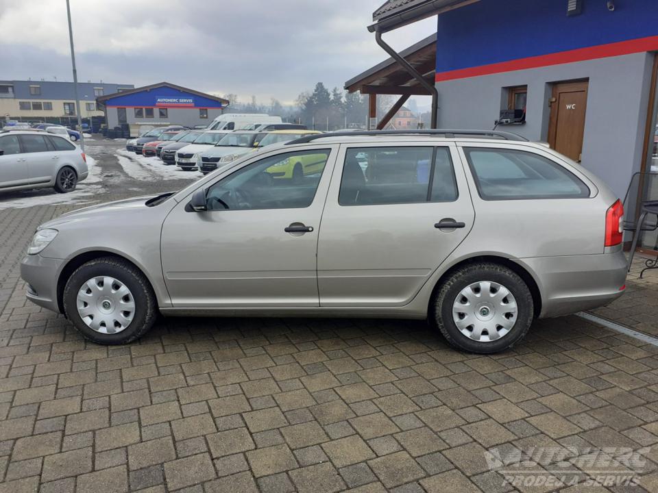 Škoda Octavia KOMBI 1.6 MPi