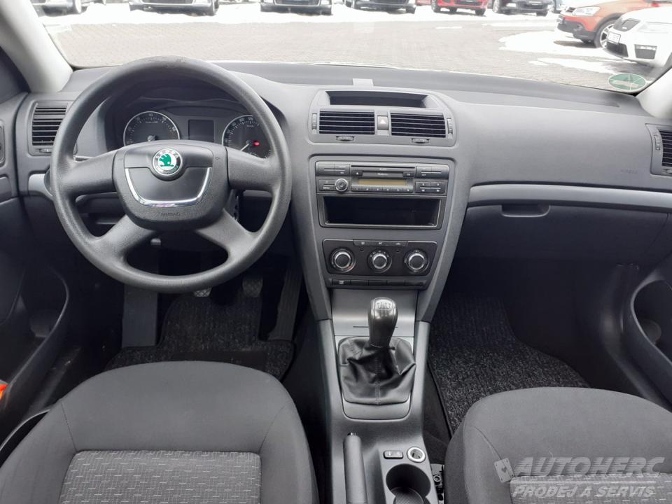 Škoda Octavia KOMBI 1.6 MPi
