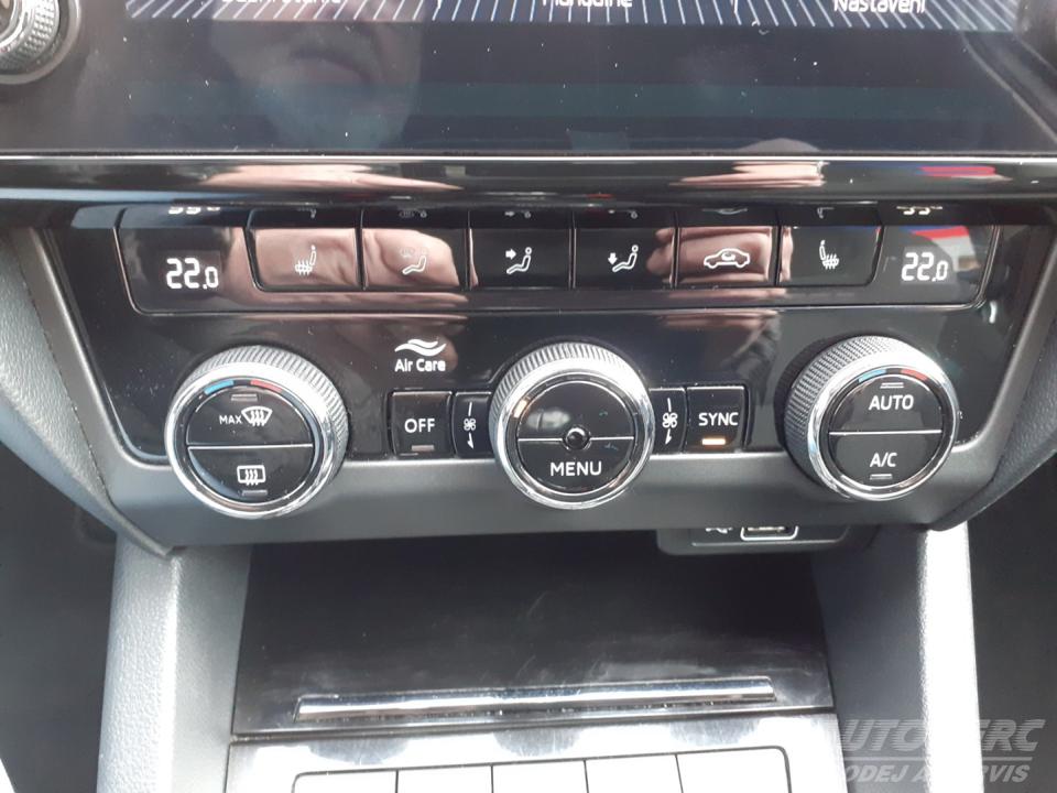 Škoda Octavia 1.6 TDi STYLE