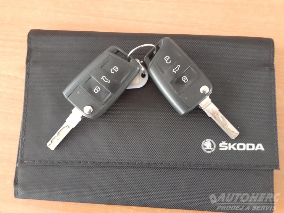 Škoda Octavia 1.6 TDi STYLE