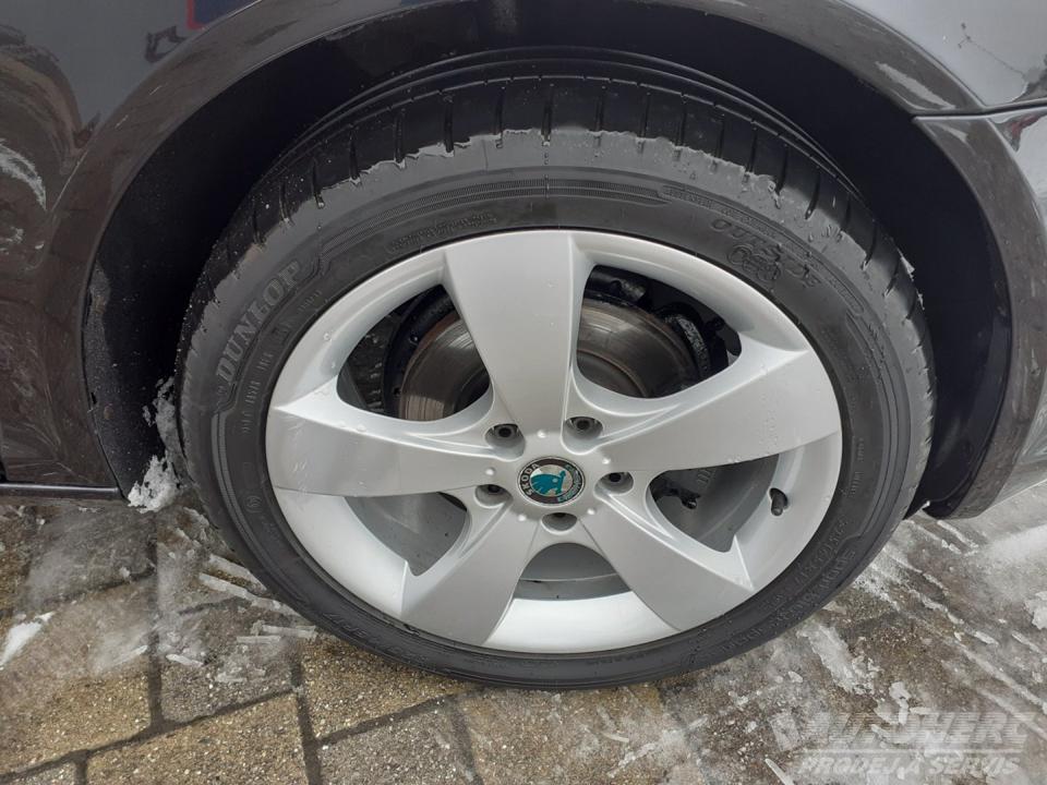 Škoda Octavia KOMBI 1.4 TSi AMBIENTE