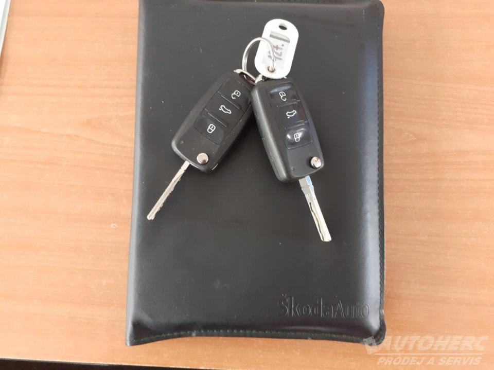 Škoda Octavia KOMBI 1.4 TSi AMBIENTE