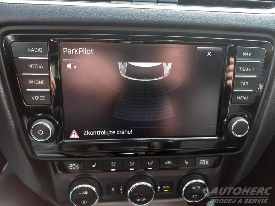 Škoda Octavia 2.0 TDi DSG ELEGANCE