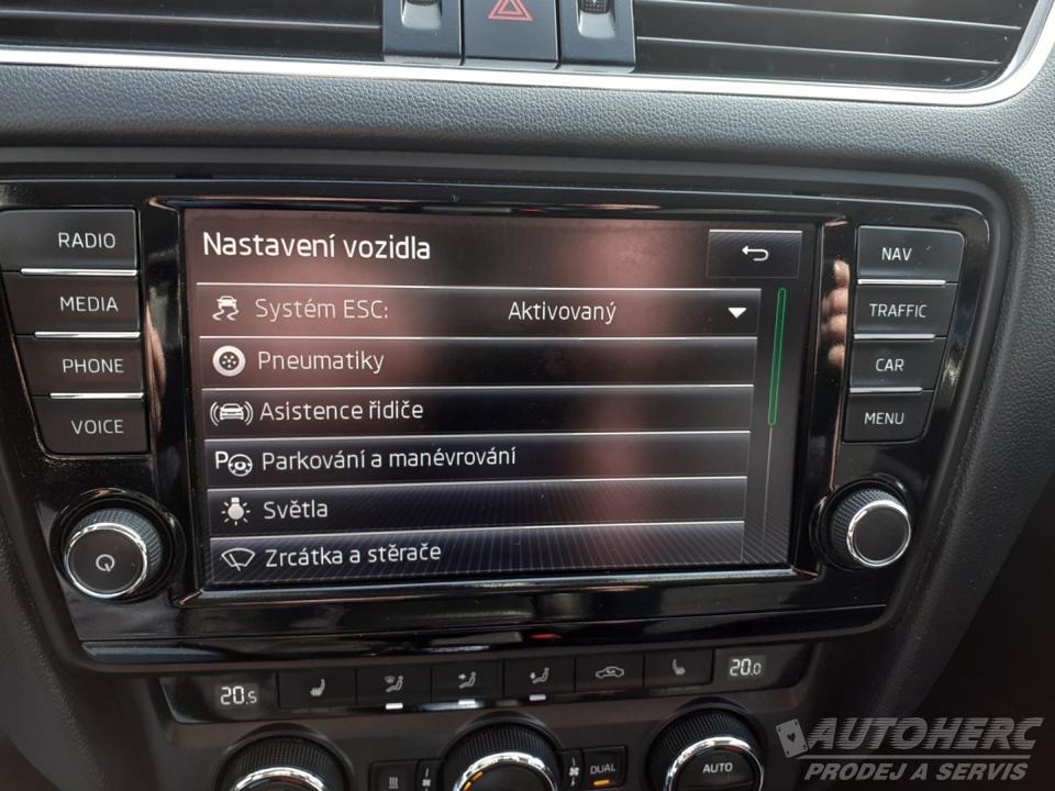 Škoda Octavia 2.0 TDi DSG ELEGANCE