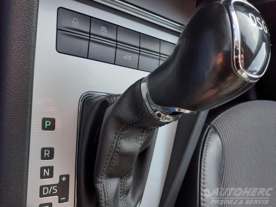 Škoda Octavia 2.0 TDi DSG ELEGANCE