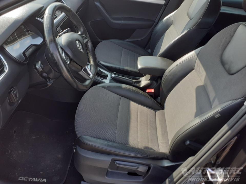 Škoda Octavia 2.0 TDi DSG ELEGANCE