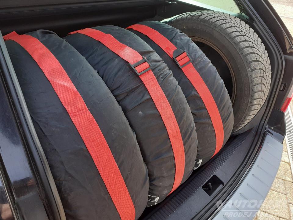 Škoda Octavia 2.0 TDi DSG ELEGANCE