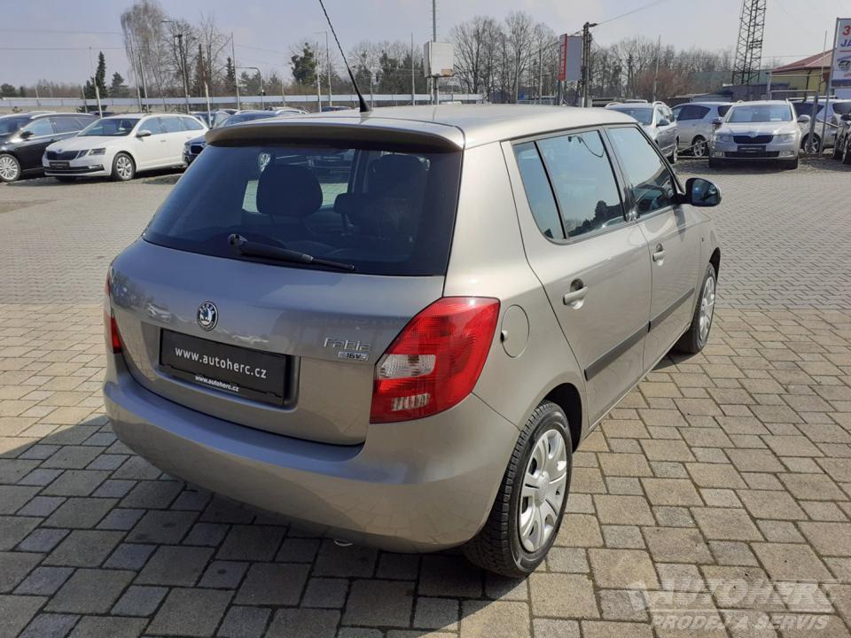 Škoda Fabia II 1.4 16V Ambiente