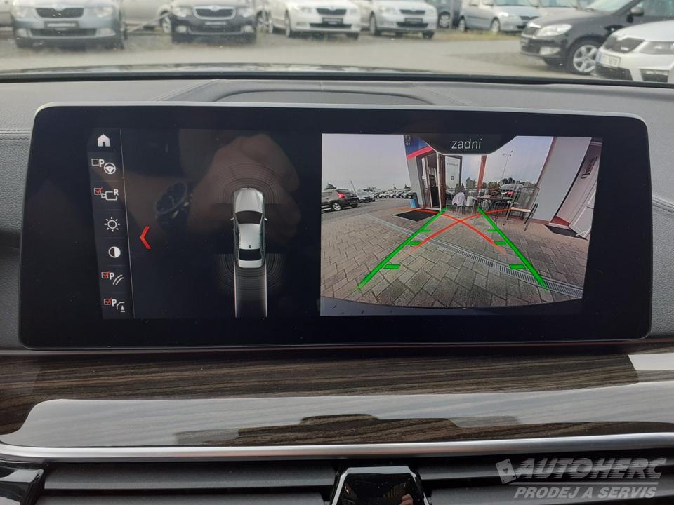 BMW Řada 5 530d x Drive Luxury Line