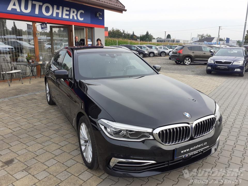 BMW Řada 5 530d x Drive Luxury Line