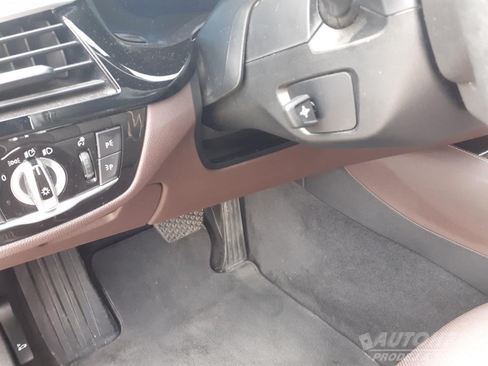 BMW Řada 5 530d x Drive Luxury Line