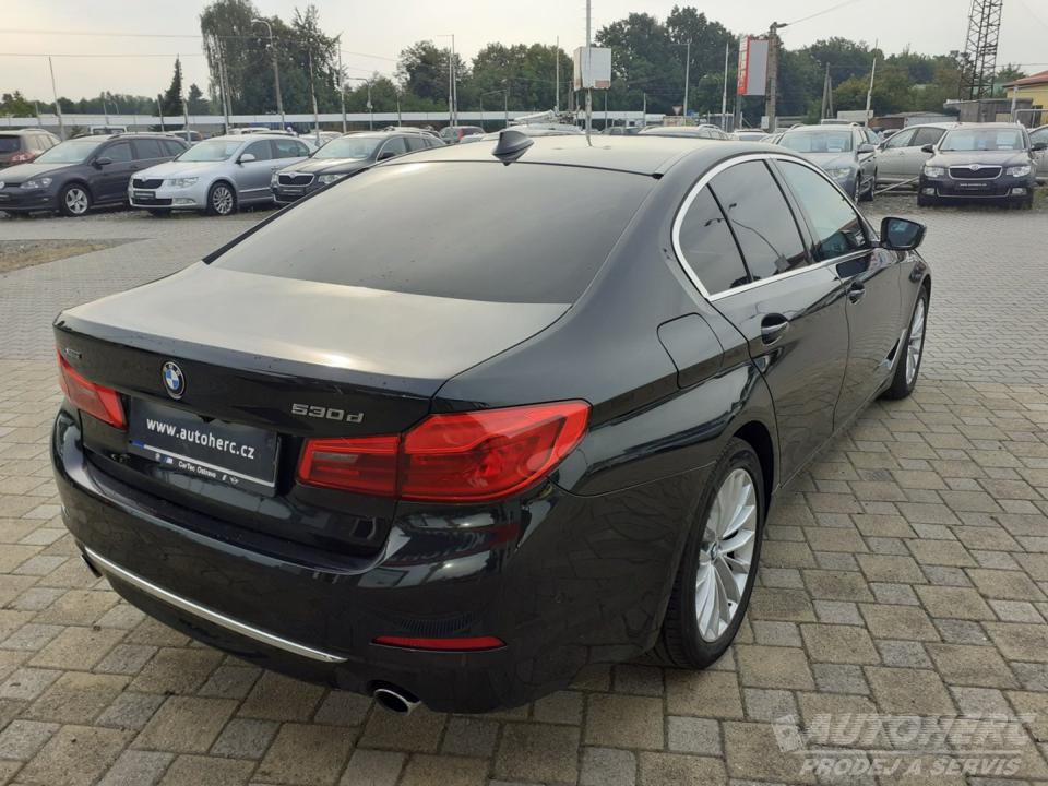 BMW Řada 5 530d x Drive Luxury Line