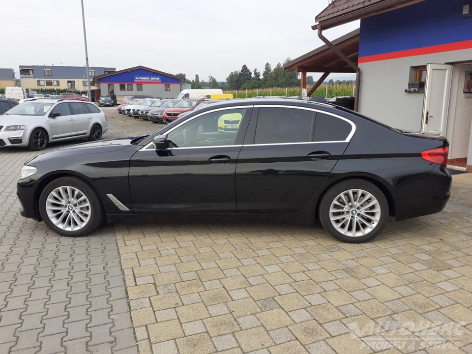BMW Řada 5 530d x Drive Luxury Line