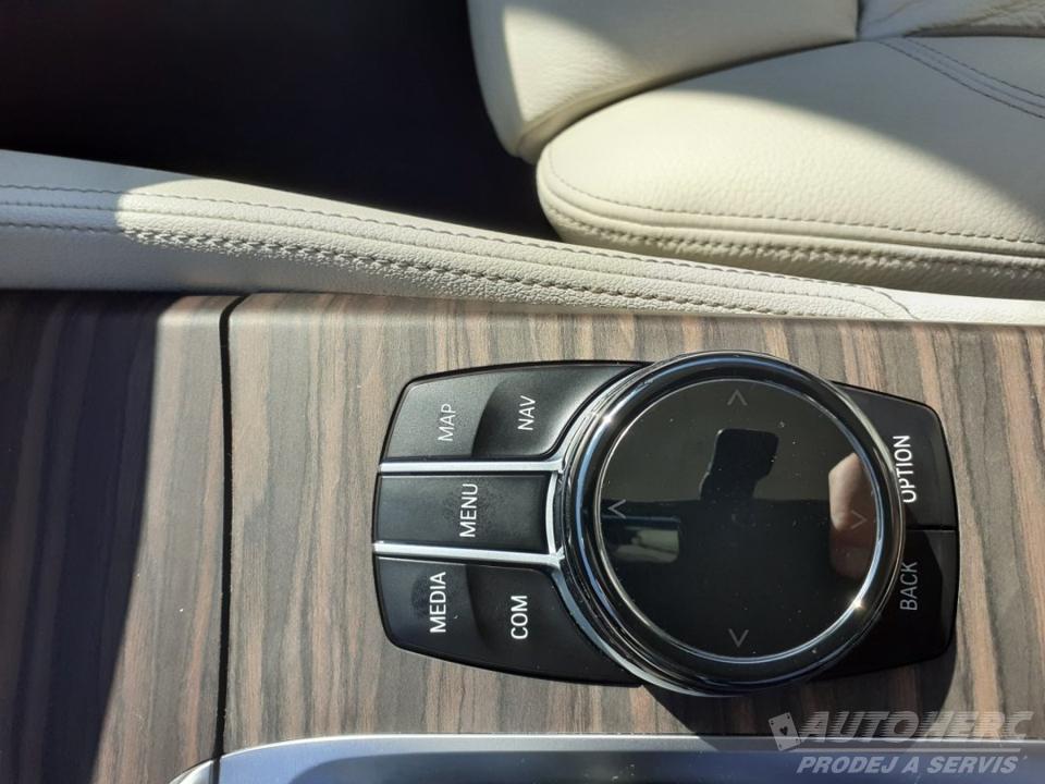 BMW Řada 5 540 i xDrive ČR DPH