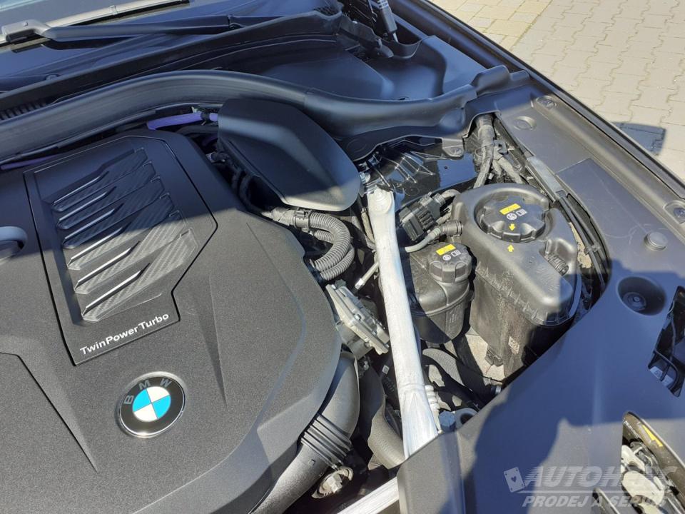 BMW Řada 5 540 i xDrive ČR DPH