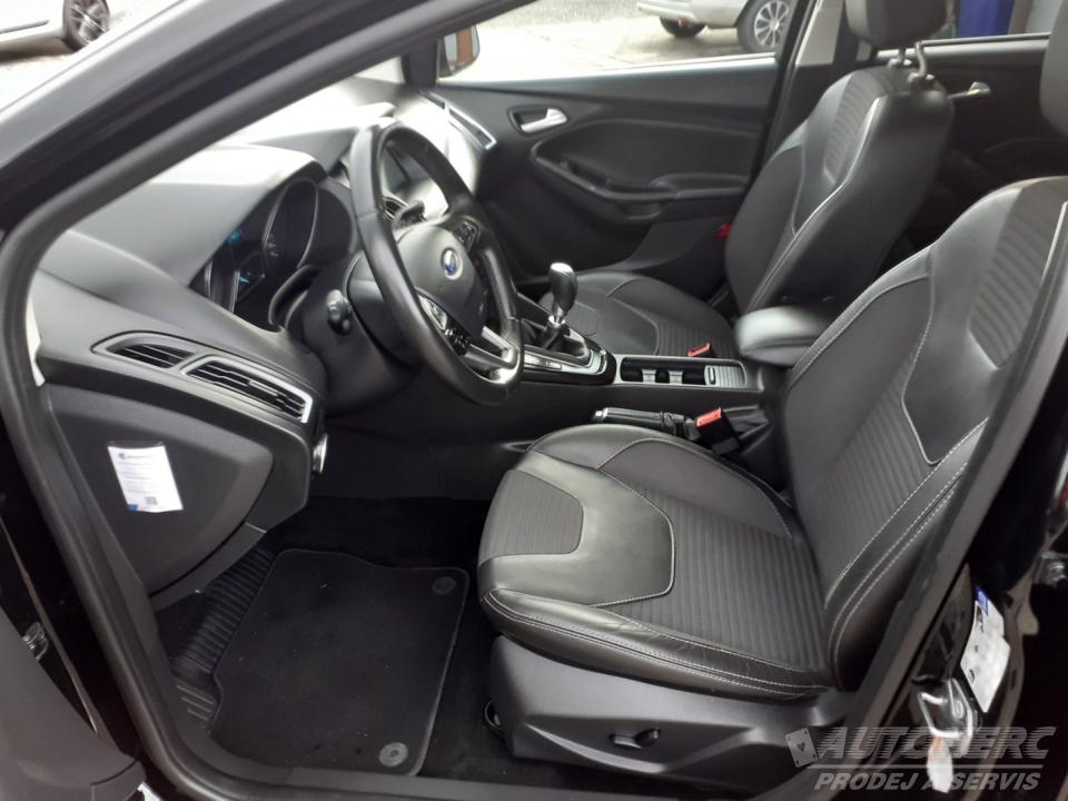 Ford Focus 1.5 E.B. TITANIUM