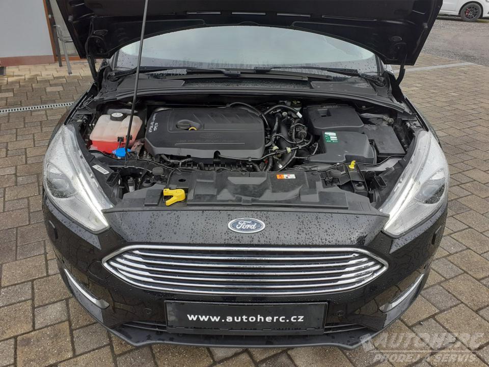 Ford Focus 1.5 E.B. TITANIUM