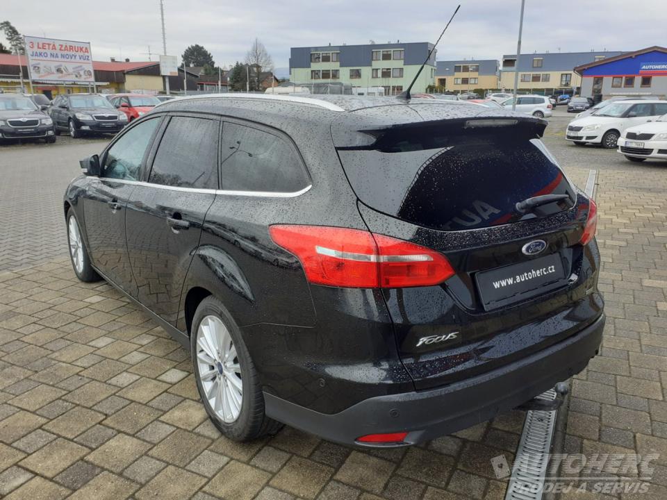 Ford Focus 1.5 E.B. TITANIUM